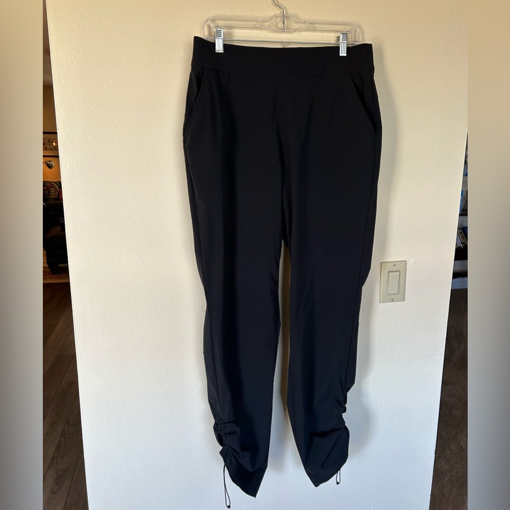 Columbia - Women’s Large Black Pants - Pull-Tie Legs NEVER WORN